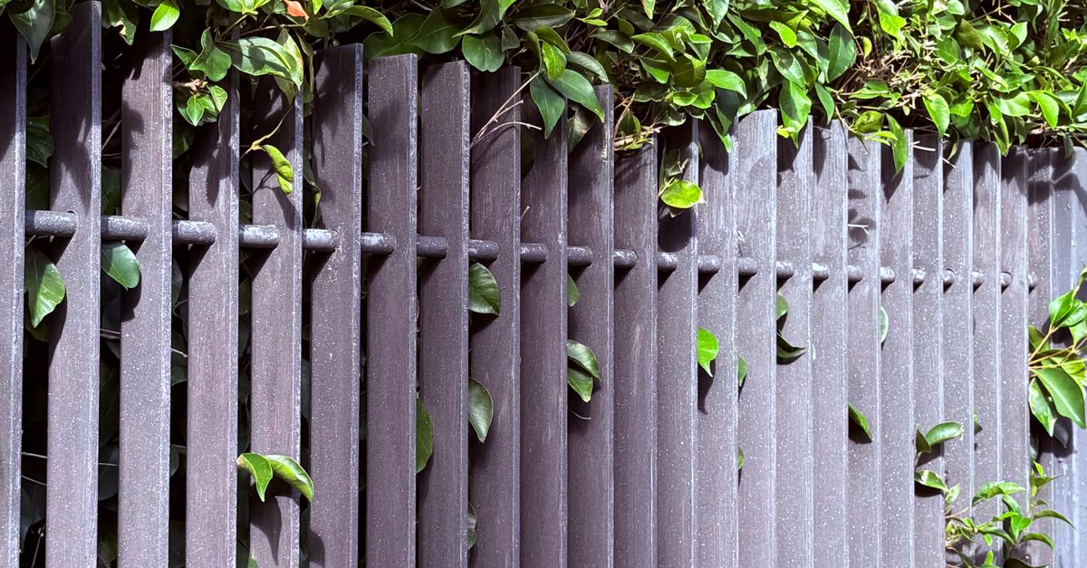 Supporting Environmental Goals with Sustainable Commercial Fencing