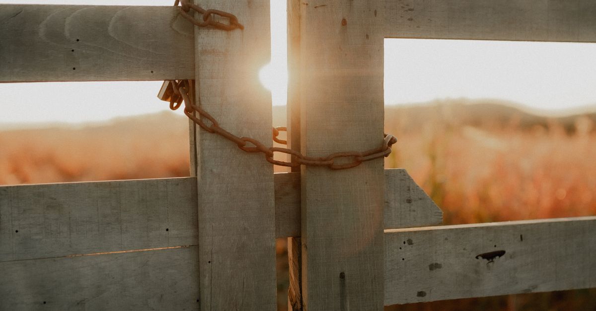 Understanding Fencing Templates for Accurate Layouts